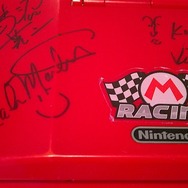 日本への義援金のため、宮本氏ら大物のサイン入りDSをオークションに 