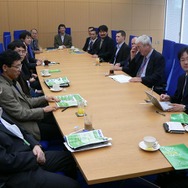 バーチャルリアリティコンテストが岐阜県各務原市テクノプラザで開催〜優勝は腕をアリがはい回るあの作品に！