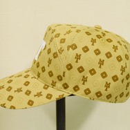 『龍が如く OF THE END』と「override」がコラボ、ゾンビがかぶって登場 ― 実際にも販売