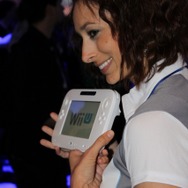 【E3 2011】Wii Uを持つと更に美しく・・・美人コンパニオン写真集(番外編Vol.2)