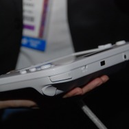 【E3 2011】4時間待ちでWii-Uを体験、コントローラーの感触は?