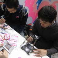 『アルキメDS』が「デザインフェスタVol.26」に出展、あのお笑い芸人も登場! プレゼントもあります