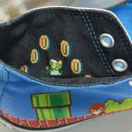 折り返し部分にルイージ