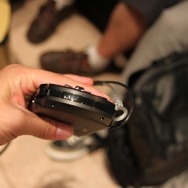 【gamescom 2011】Wi-Fiが省かれ軽量化された新型PSPを間近でチェック