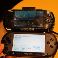 【gamescom 2011】Wi-Fiが省かれ軽量化された新型PSPを間近でチェック