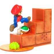 マリオとコウラが動きます