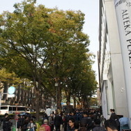 ソフトバンクショップ表参道店の行列