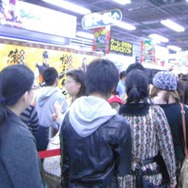 開始直後は長い列が形成された