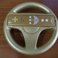 同じゴールドカラーでも質感が違います
