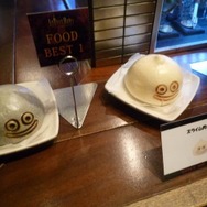 ルイーダの酒場バージョンのスライム肉まん(右側)