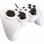 ロジクール、オリジナルステッカー付き『FFXI』用ゲームパッドを発売