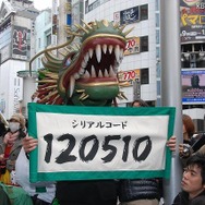 渋谷109に巨大モンスダスが登場!? ドラコレガールズも駆けつけた『ドラゴンコレクション』渋谷降臨ステージ
