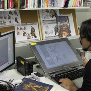 デザイナーのデスク。ここで魅力的なキャラクターが生まれた