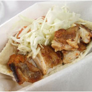 熟練の肉焼き職人アイルーの特製ケバブ