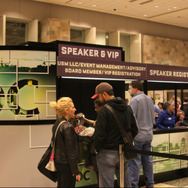 講演者の受付も