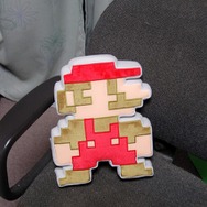 イスに置いてみたり