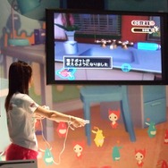 コナミブースでElebitsが実演中