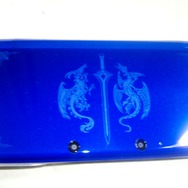 コバルトブルーベースの限定モデル