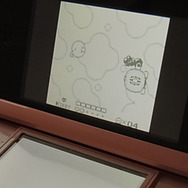 弾よけシューティングゲームっぽい中ボス戦も(残像が出て写真が撮りにくいので、白黒に戻しました)