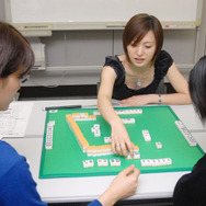 オンナの麻力！？養成講座「女性雀士に学ぶ麻雀」〜第3回：手塚紗掬プロ「テンパイへの向かい方」