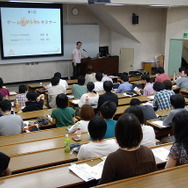 会場は約90名が参加し、大盛況となった