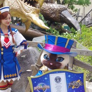黄金に輝くリオレイア希少種、等身大サイズでUSJに現る!ギネス記録にも認定