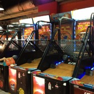 バスケのシュートを楽しむマシン