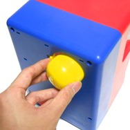 本体の後ろから入れて