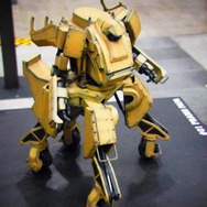 【ワンフェス2012夏】搭乗可能な巨大ロボット「クラタス」、幕張メッセに立つ!
