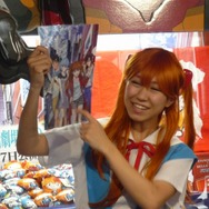 稲垣早希さんが来店1号!「遊んで、もらえるヱヴァンゲリヲンキャンペーン」を実際に体験