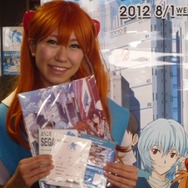 稲垣早希さんが来店1号!「遊んで、もらえるヱヴァンゲリヲンキャンペーン」を実際に体験
