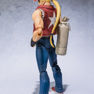 伝説の狼、秋葉原にあらわる「D-Artsテリー・ボガード」期間限定で公開中