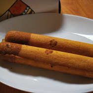 確かにアイルーのしっぽです!肉球マークもキュート