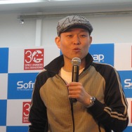 千原せいじさん、西角友宏氏が登場『スペースインベーダーエクストリーム』発売記念イベントが開催