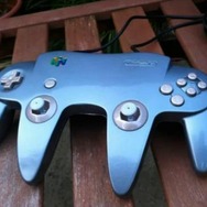 超デカい！デュアルスティックと化した魔改造ニンテンドウ64コントローラーが登場