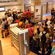 『New スーパーマリオブラザーズ2』北米で発売開始 ― マリオ&ルイージもお祝いに駆けつける