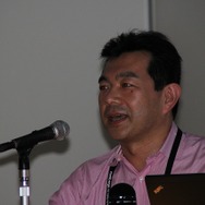 モデレーターの松原健二氏