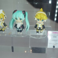 【キャラホビ2012】巷で話題の「ミクダヨー」、1/500サイズ宇宙戦艦ヤマト、シャア専用オーリスなど注目集める