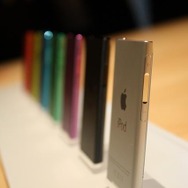 展示会/薄型化した第7世代iPod nano