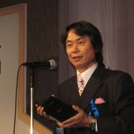 宮本茂氏が『Wii Fit』で大賞受賞―第13回AMDアワード授賞式が開催
