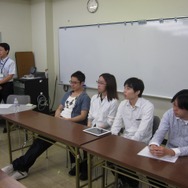 質疑応答では活発な議論が行われた