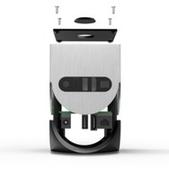 なおOuyaはユーザーによるフリーなハックも推奨。ソフトウェアroot化（管理者権限でシステムを自由に操作できるようにすること）を保証しており、またハードウェアはPC周辺機器に接続でき簡単に分解可能な構成