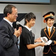 第1購入者とのフォトセッション