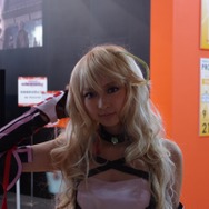 【TGS 2012】ハンコックの「メロメロ甘風」で思わず石化・・・バンナムブースの美人コンパニオンをフォトレポート