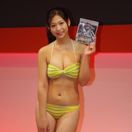 【TGS 2012】スパロボ×美少女アイドルの水着＝最強タッグ！｢スーパーロボット大戦Card Chronicle｣紹介ステージ
