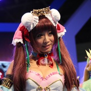 【TGS 2012】パブリックデーで一段と輝く美人コンパニオン特集 今年のラスト