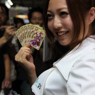 【TGS 2012】パブリックデーで一段と輝く美人コンパニオン特集 今年のラスト