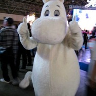 全日程会場を練り歩いて頑張ったムーミン。はるばるフィンランドからお疲れ様でした。フィンランドではもう気温が一桁台だというのに幕張に来たら30度越え…