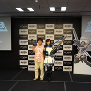 吉木りさのキュートなペイルウイング姿&超B級の4分間を見逃すな!『地球防衛軍3』完成披露会見