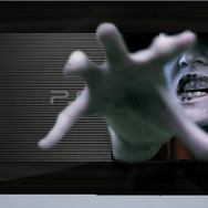 新型PS3のCM「出た。」篇公開!本体から出てきたのはなんと・・・